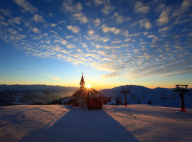 schmitten-elisabethkapelle_bei_sonnenuntergang2.jpg